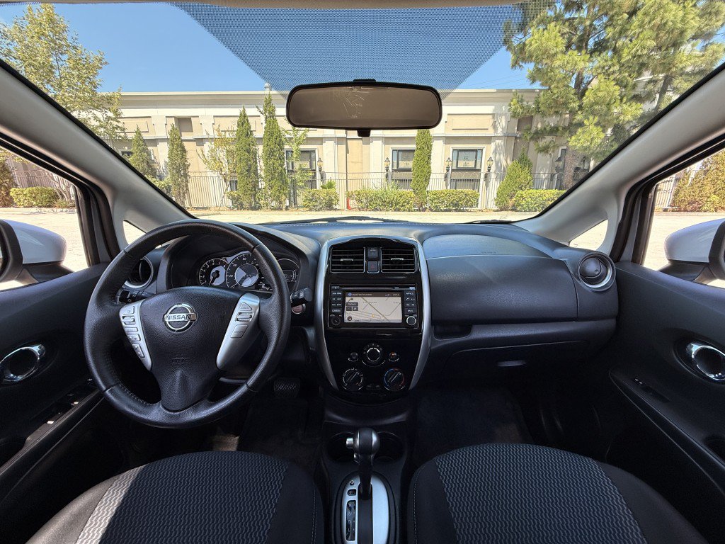 Used 2015 Nissan Versa Note FWD image 17