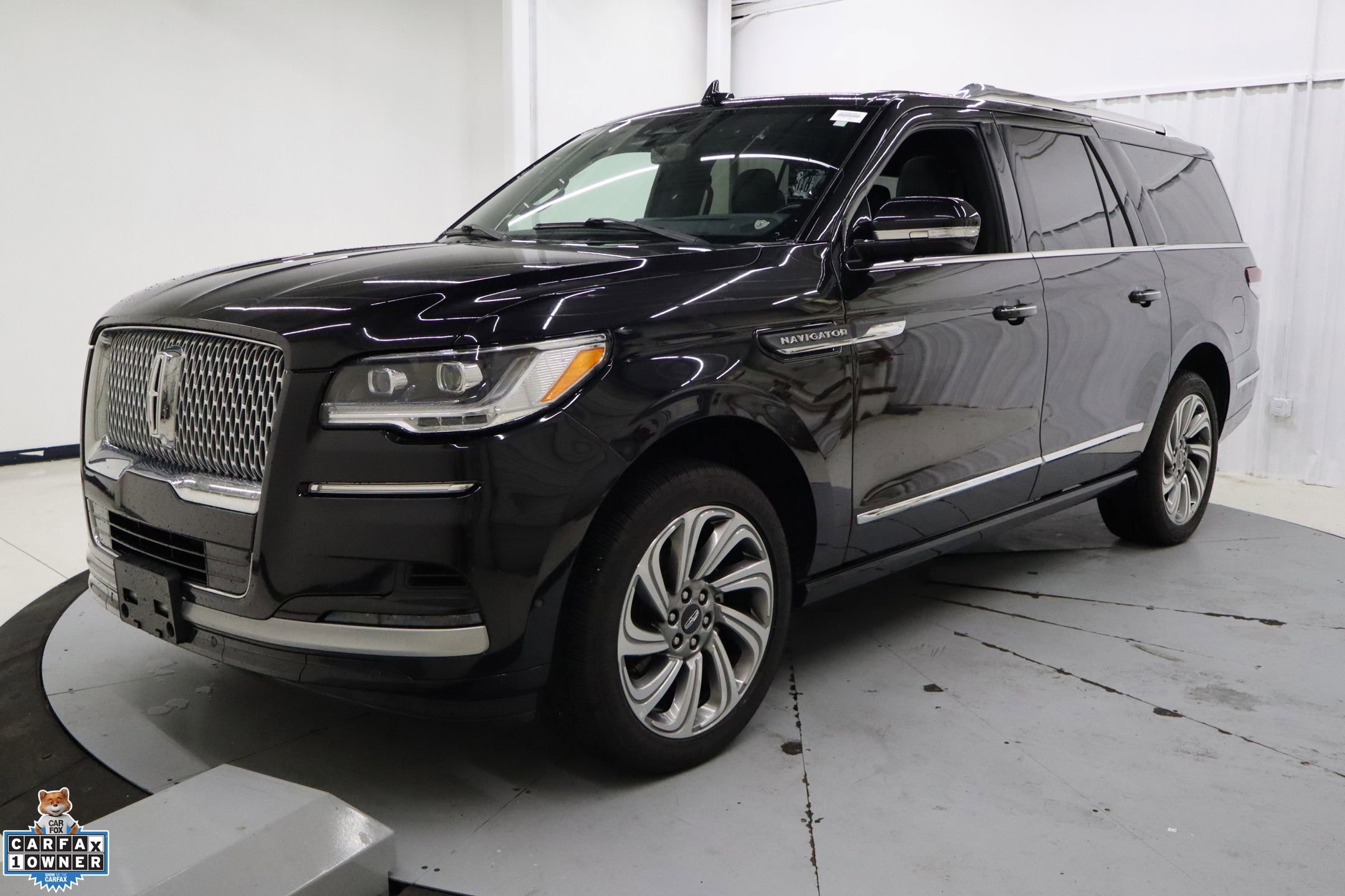 Used 2022 Lincoln Navigator L Reserve image 8