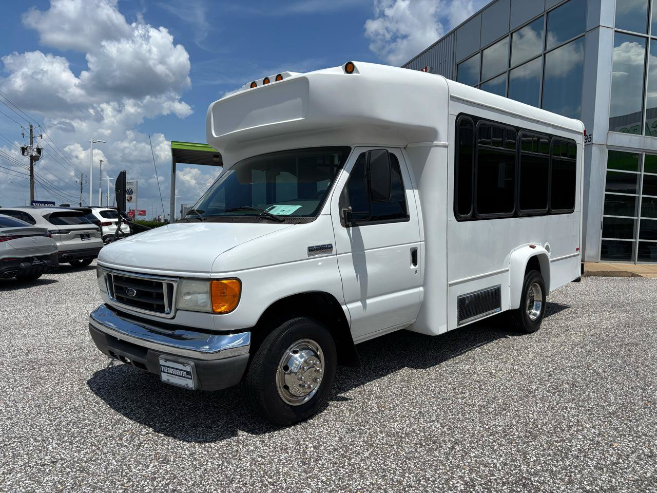 Used 2006 Ford E-350 and Econoline 350 Super Duty RWD image 31