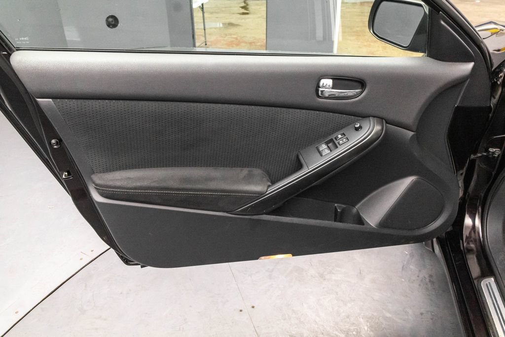 Used 2010 Nissan Altima 2.5 S w/ Convenience Pkg FWD image 19
