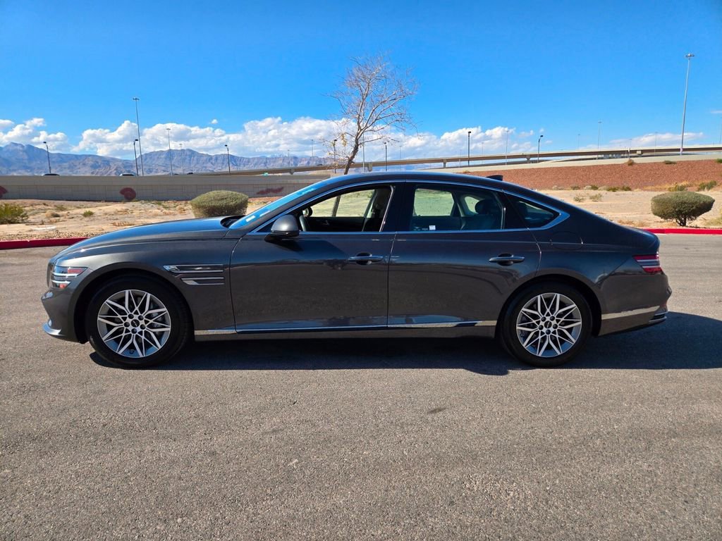 Used 2025 Genesis G80 2.5T image 3