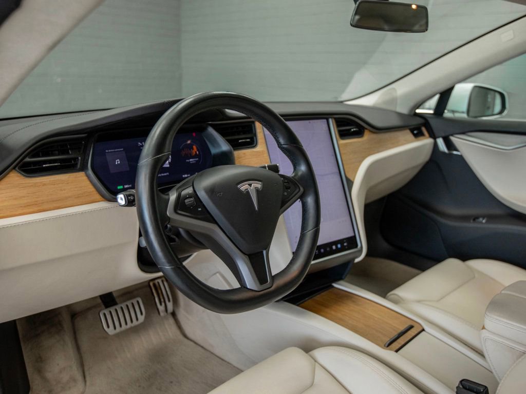 Used 2019 Tesla Model S Performance image 18