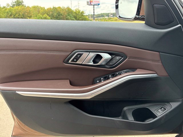 Used 2019 BMW 330i Sedan w/ Premium Package RWD image 9