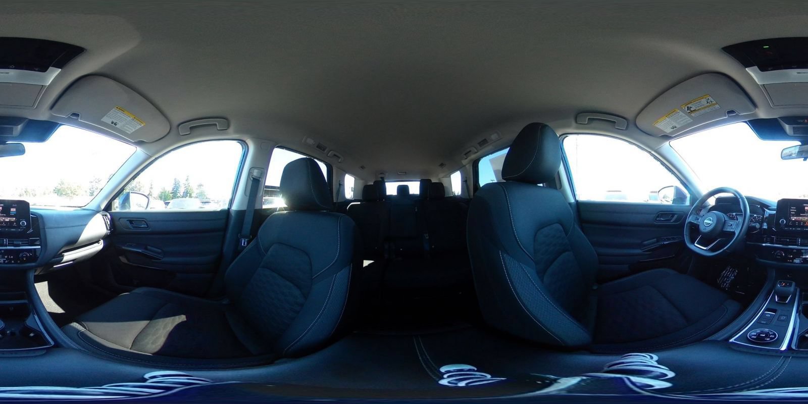Used 2025 Nissan Pathfinder SV AWD/4WD image 45