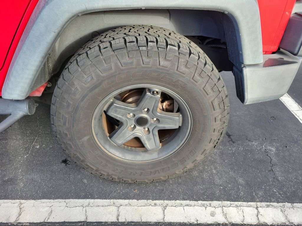 Used 2015 Jeep Wrangler Unlimited Sport w/ Connectivity Group image 14