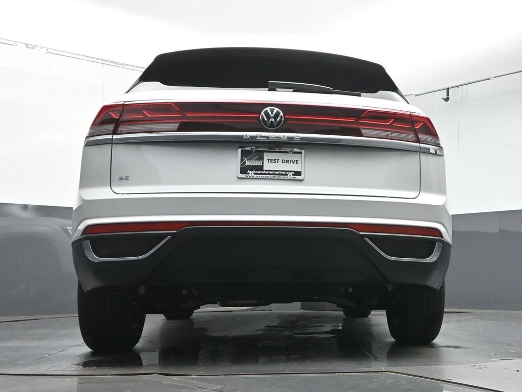 New 2026 Volkswagen Atlas Cross Sport SE image 38