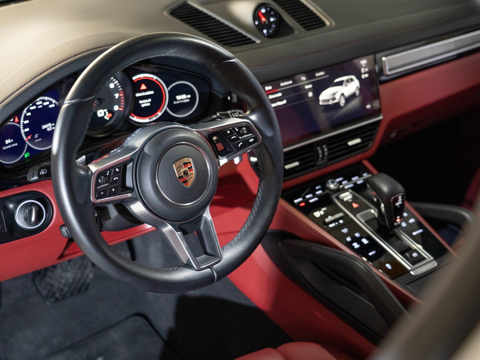 Certified 2023 Porsche Cayenne Platinum Edition AWD/4WD image 16