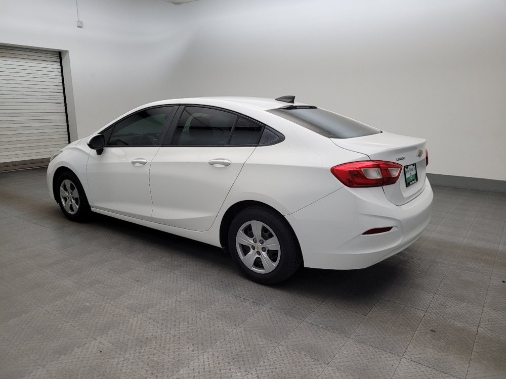 Used 2017 Chevrolet Cruze LS FWD image 3