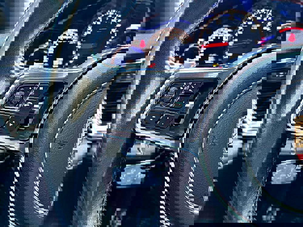 Used 2017 Porsche Panamera 4 image 19