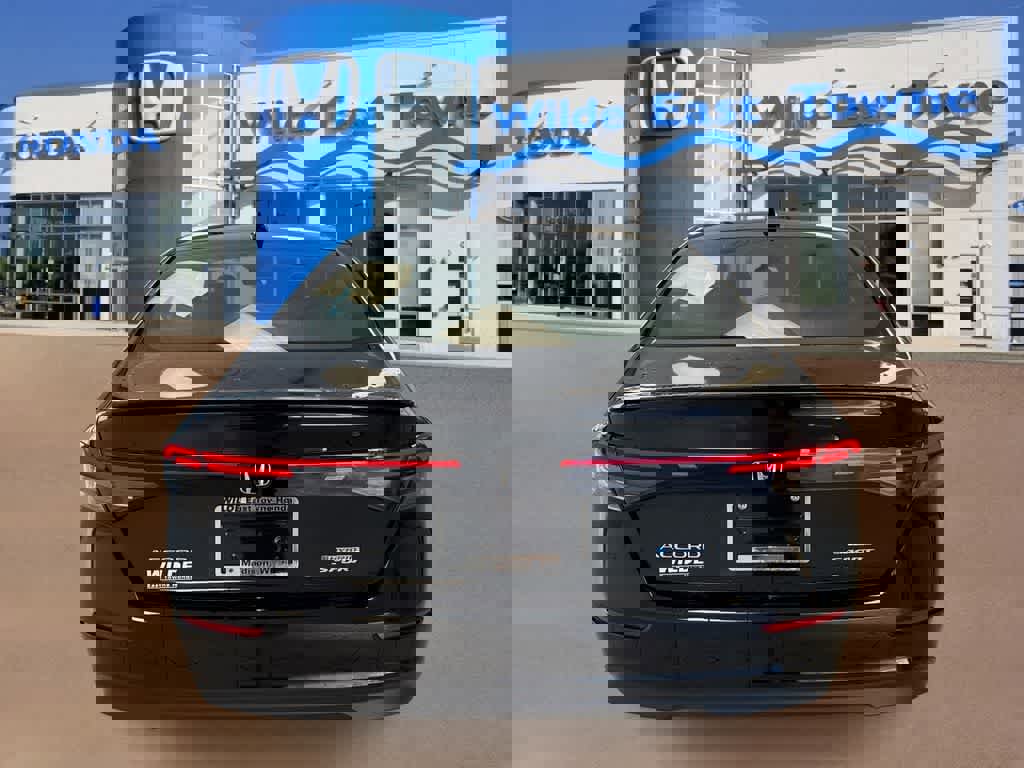 Certified 2025 Honda Accord Sport image 7