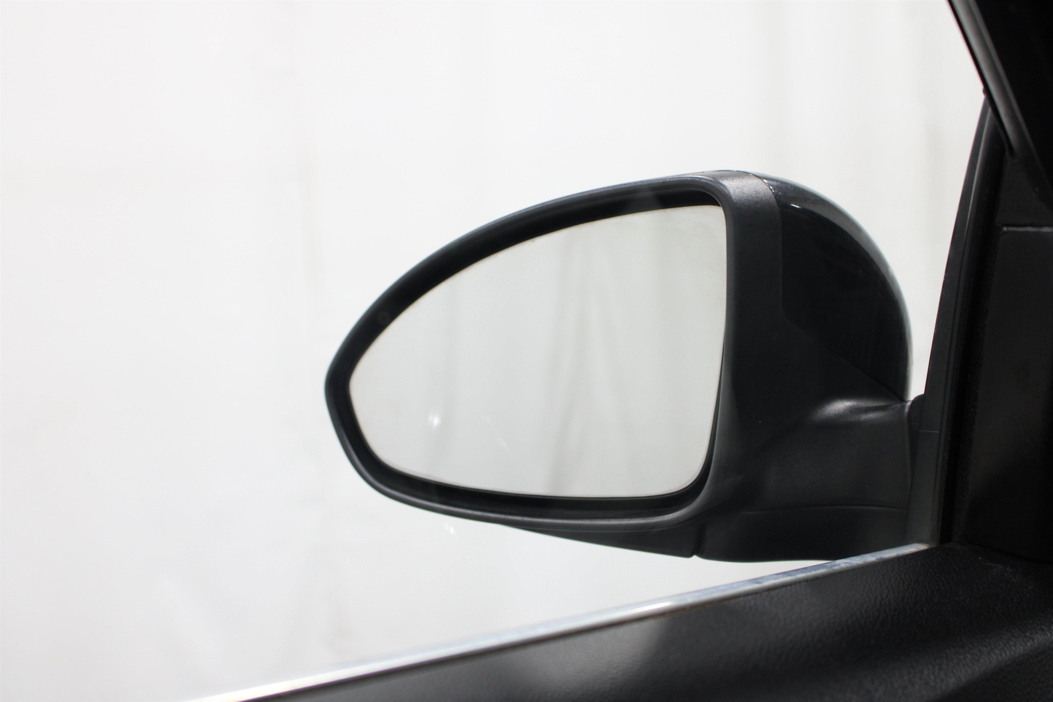 Used 2014 Chevrolet Cruze LT FWD image 8