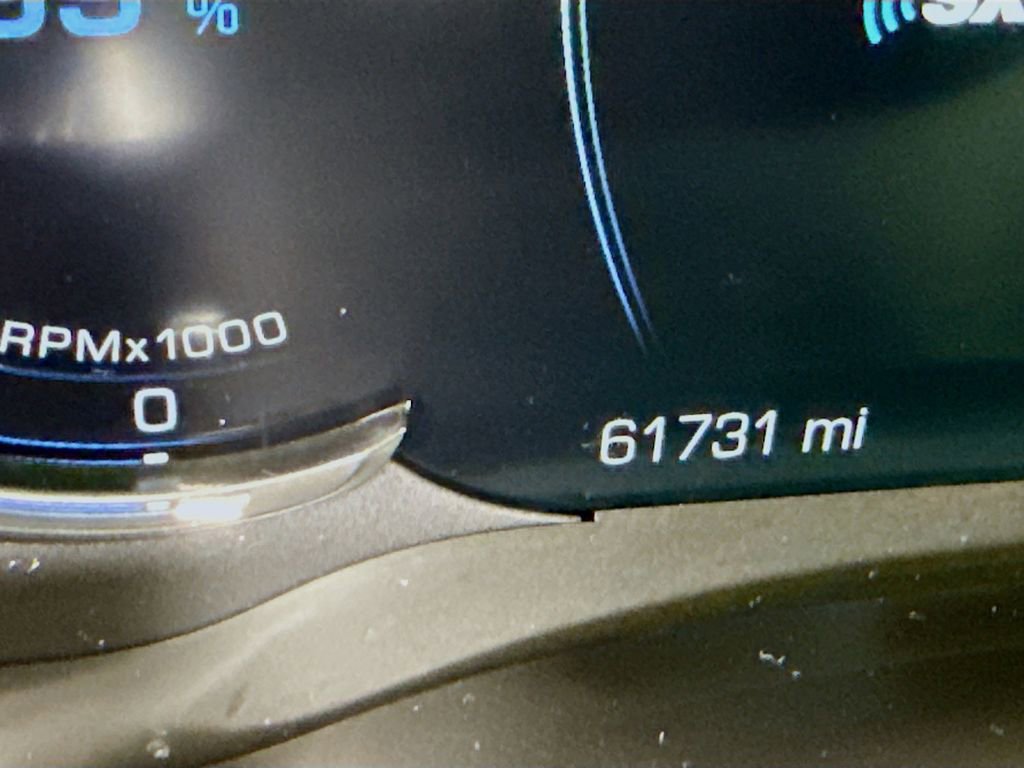 Used 2020 Cadillac Escalade Luxury image 4