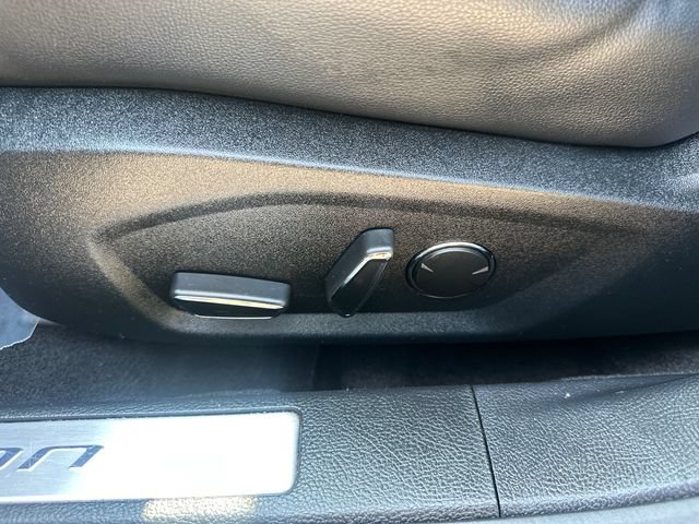 Used 2020 Ford Fusion Titanium FWD image 28