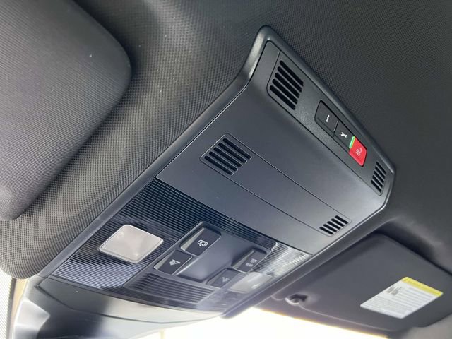 Certified 2022 Volkswagen Jetta Sport image 31