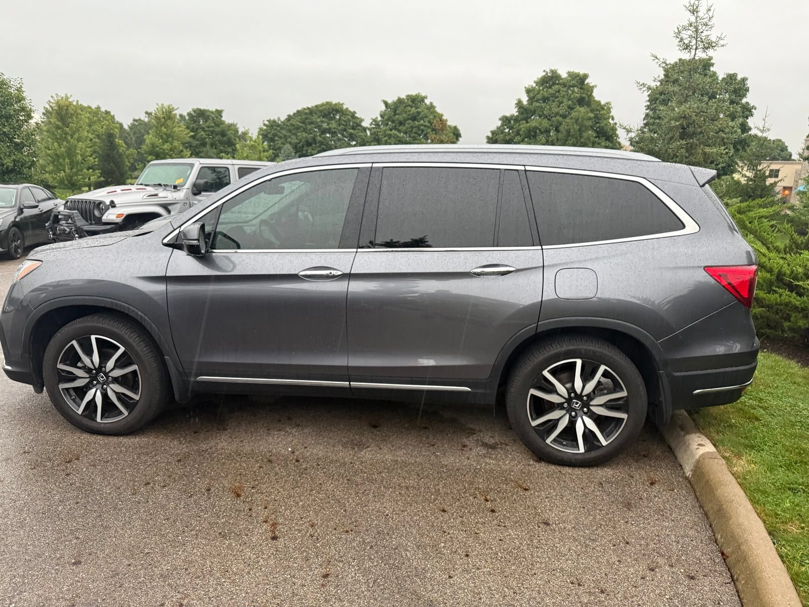 Used 2021 Honda Pilot Elite image 7
