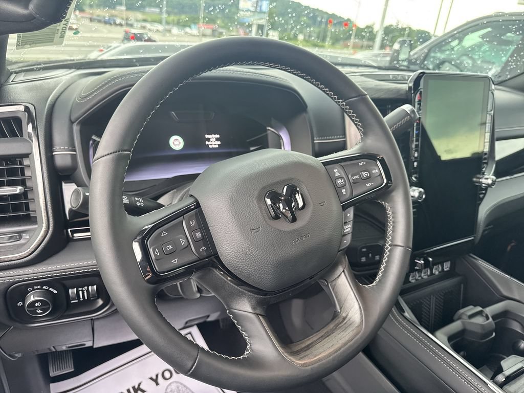 New 2026 RAM 2500 Limited AWD/4WD image 14