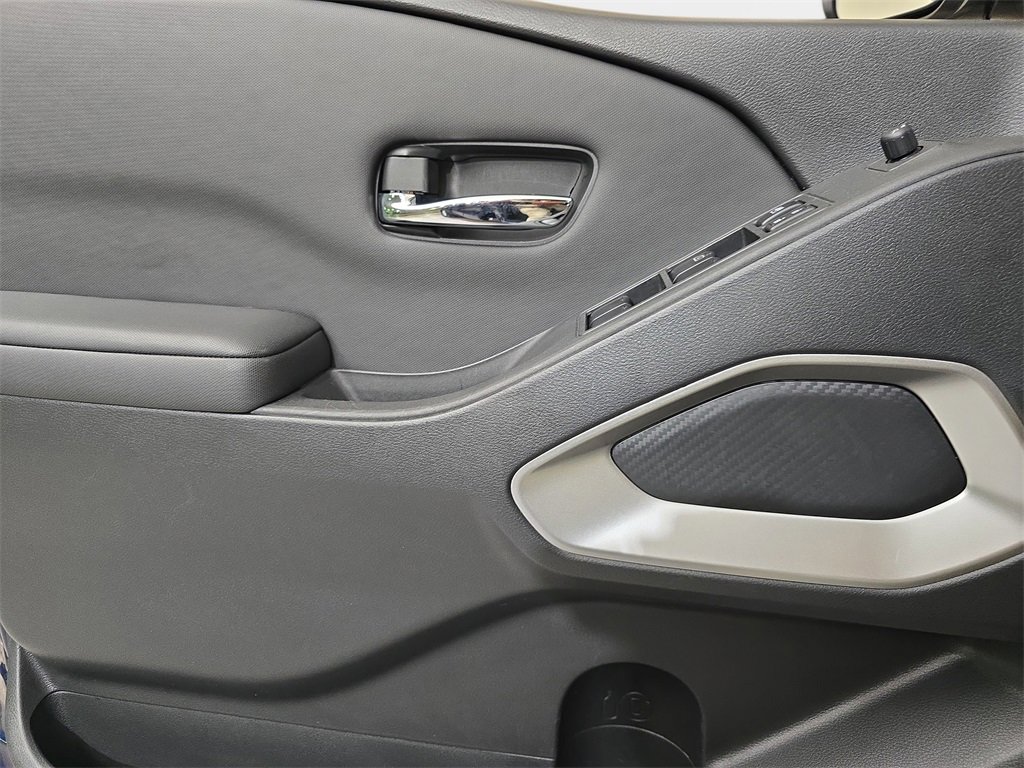 Used 2023 Nissan Frontier SV w/ Technology Package image 29