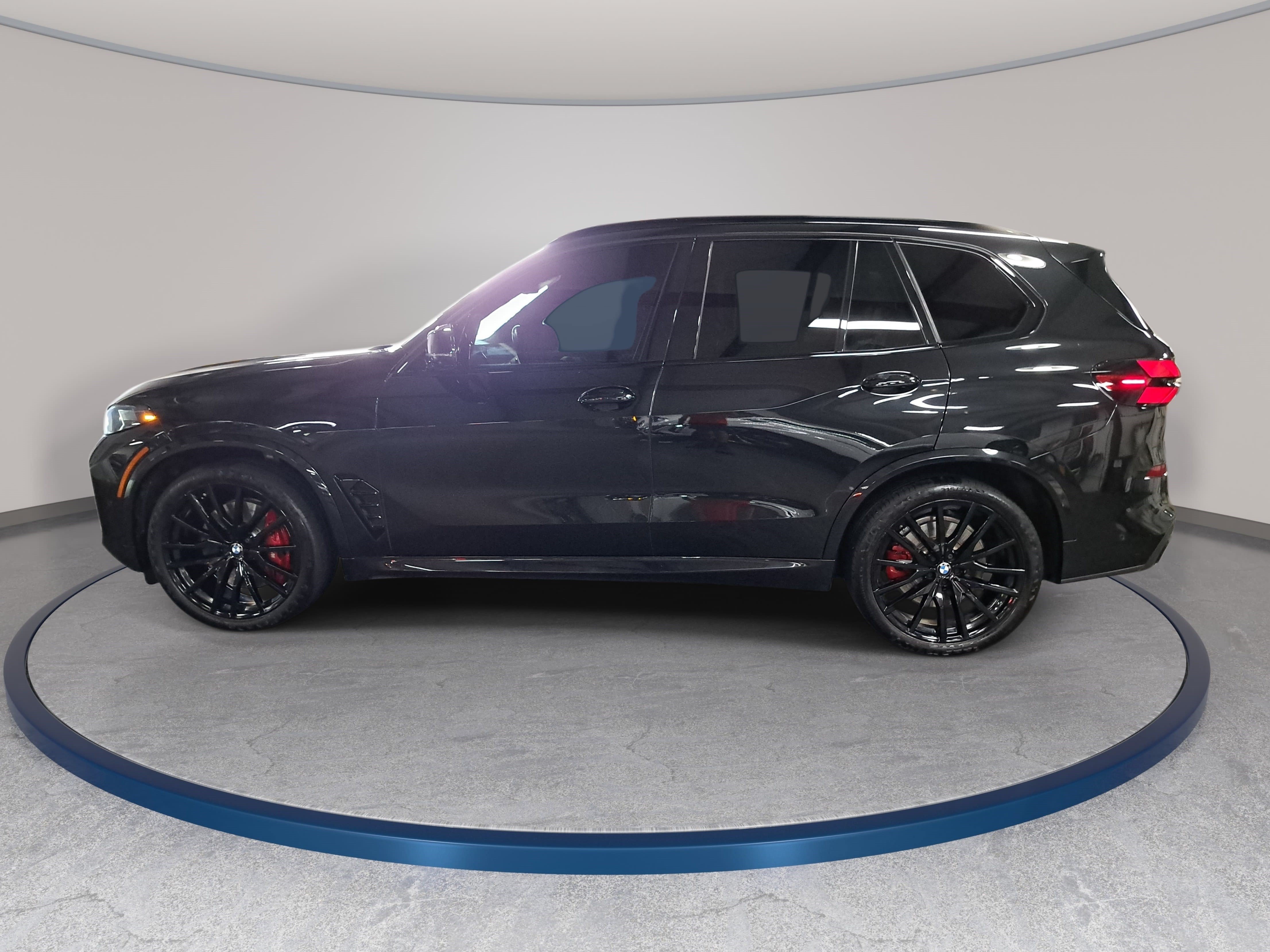 Used 2025 BMW X5 M60i AWD/4WD image 8