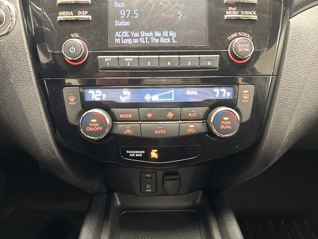 Used 2018 Nissan Rogue Sport SV w/ SV All-Weather Package image 35