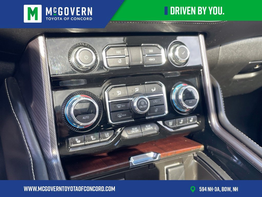 Used 2023 GMC Yukon XL Denali Ultimate AWD/4WD image 23
