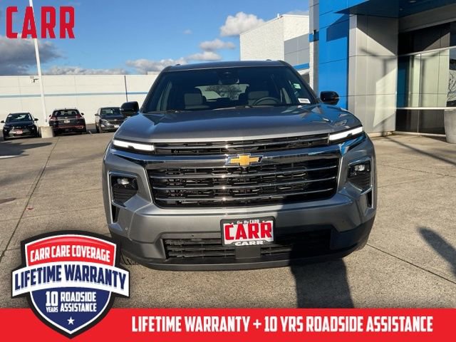 New 2025 Chevrolet Traverse LT w/ Enhanced Driving Package image 2