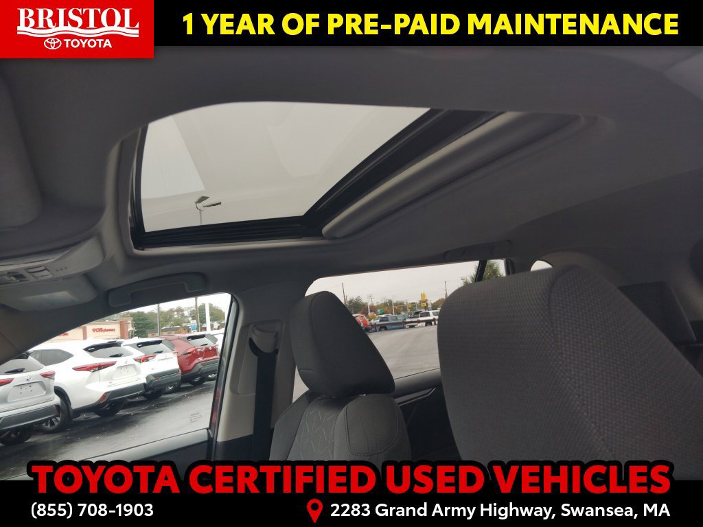 Certified 2021 Toyota RAV4 XLE w/ Convenience Package AWD/4WD image 20