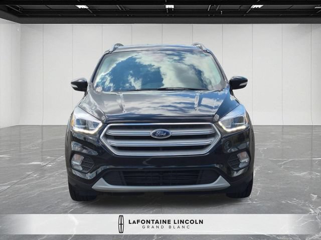 Used 2019 Ford Escape Titanium w/ U9j03 - Titanium Tow Package AWD/4WD image 8