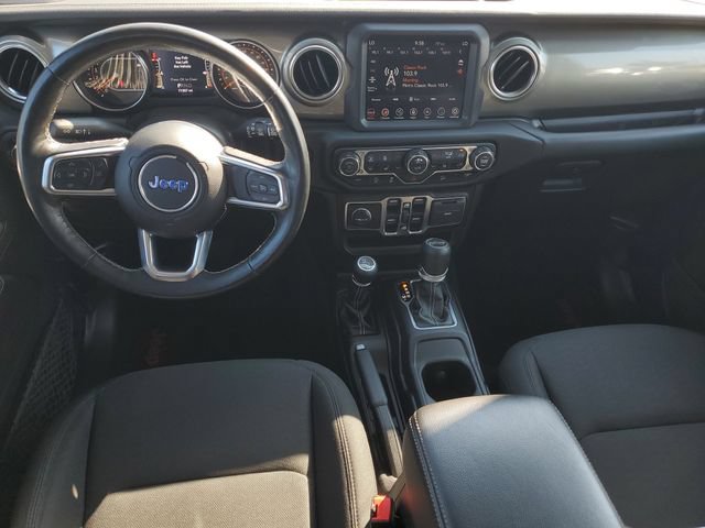 Used 2020 Jeep Wrangler Unlimited Sahara w/ Uconnect 4C Nav & Sound Group AWD/4WD image 12