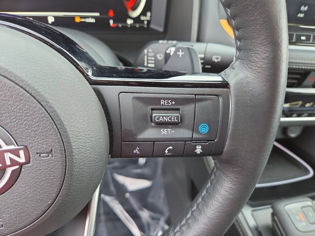 Used 2023 Nissan Rogue Platinum AWD/4WD image 20
