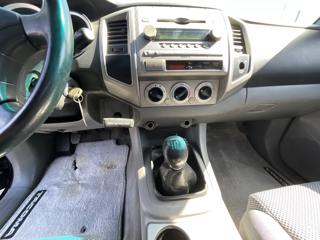 Used 2006 Toyota Tacoma X-Runner RWD image 17