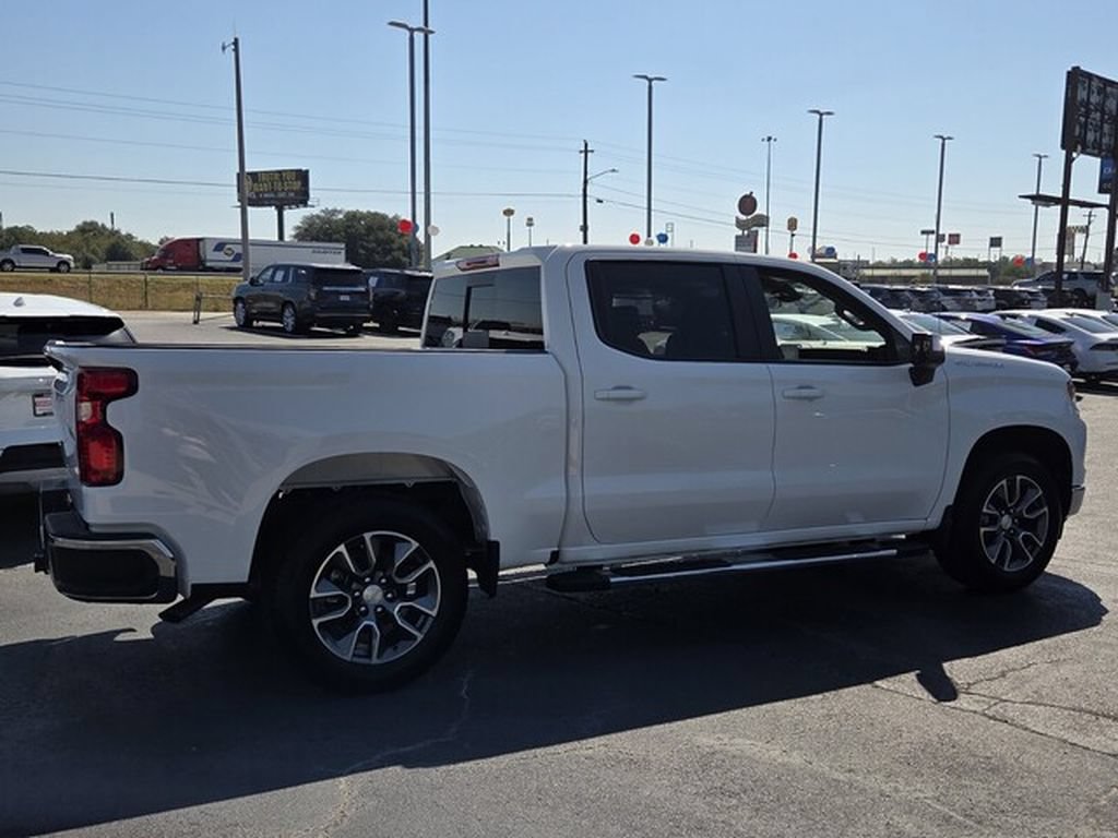 New 2026 Chevrolet Silverado 1500 LT w/ Leather Package RWD image 6