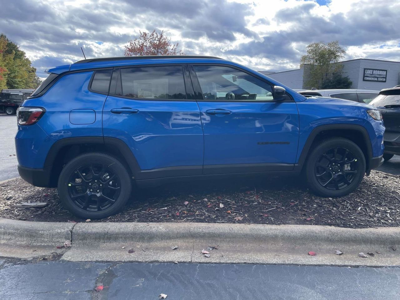 New 2026 Jeep Compass Latitude image 10