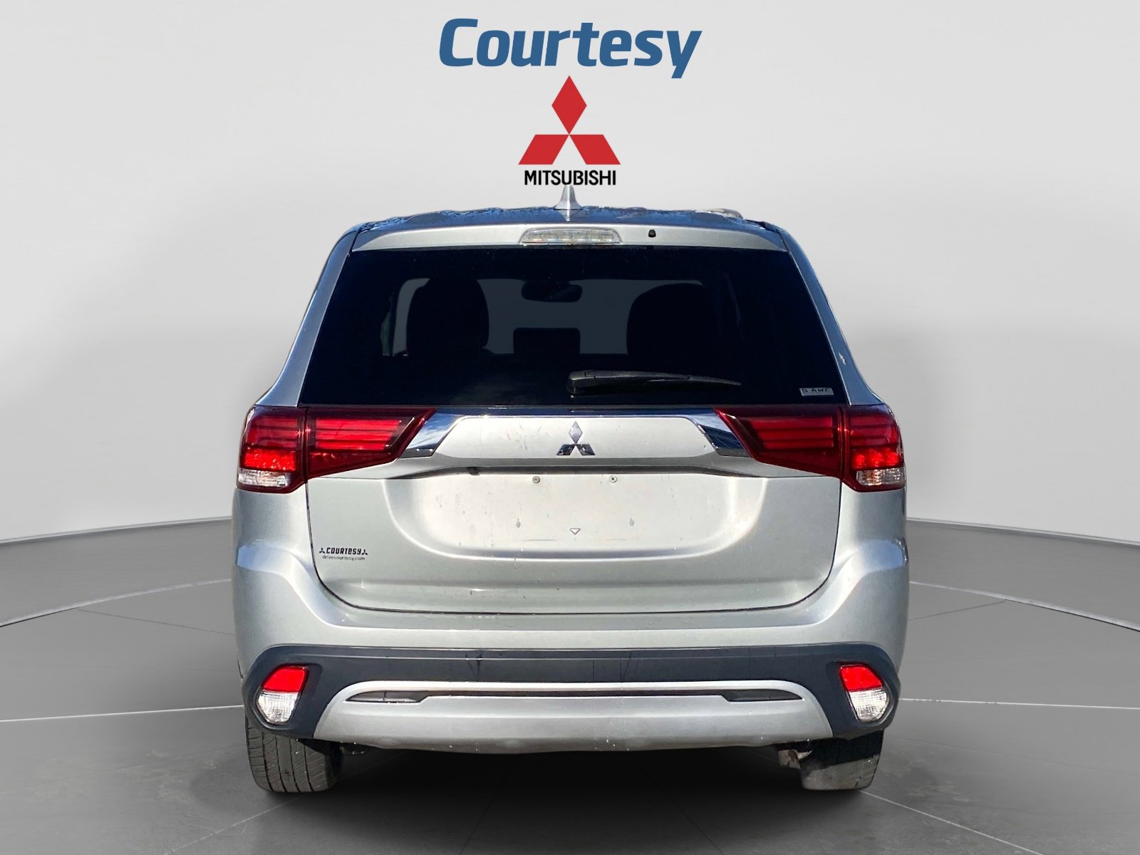 Used 2020 Mitsubishi Outlander ES AWD/4WD image 4