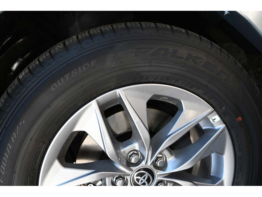 New 2025 Toyota Sienna XLE w/ XLE Plus Package AWD/4WD image 12