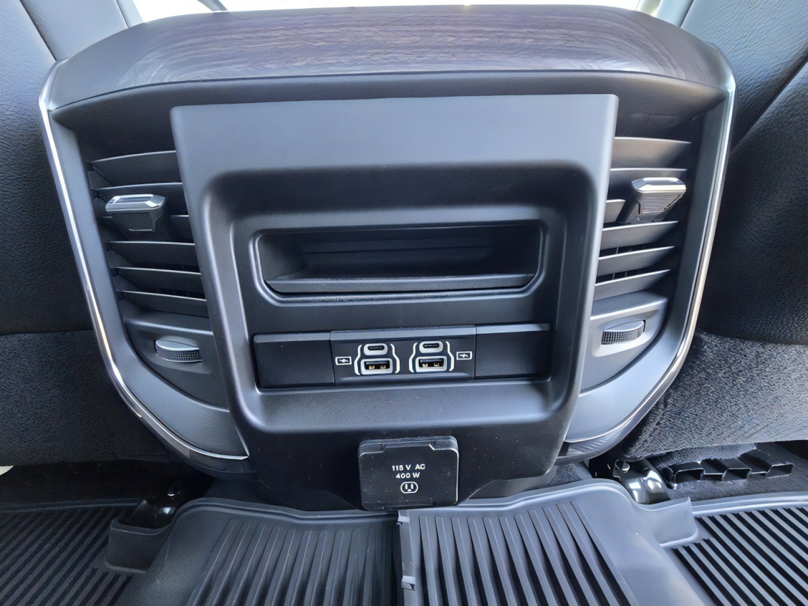 New 2026 RAM 2500 Laramie w/ Night Edition image 34