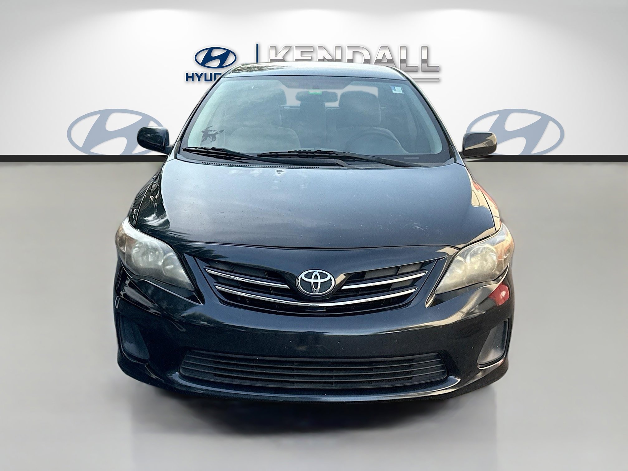 Used 2013 Toyota Corolla LE image 2