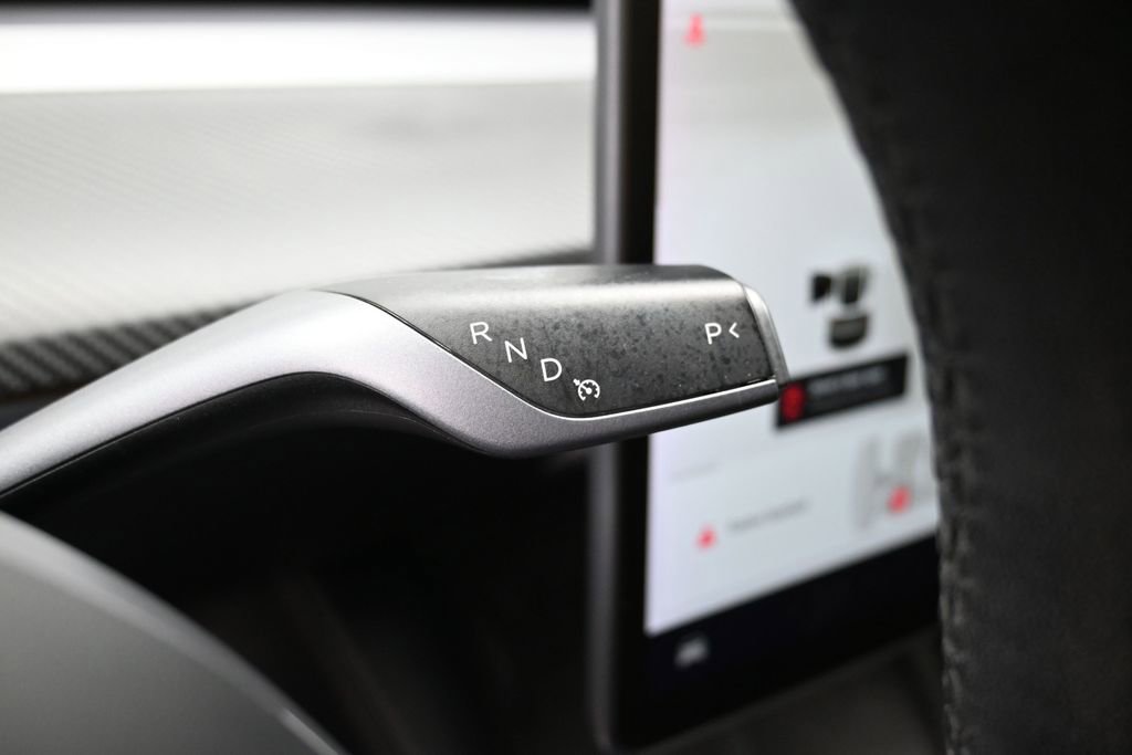 Used 2022 Tesla Model Y Performance AWD/4WD image 17