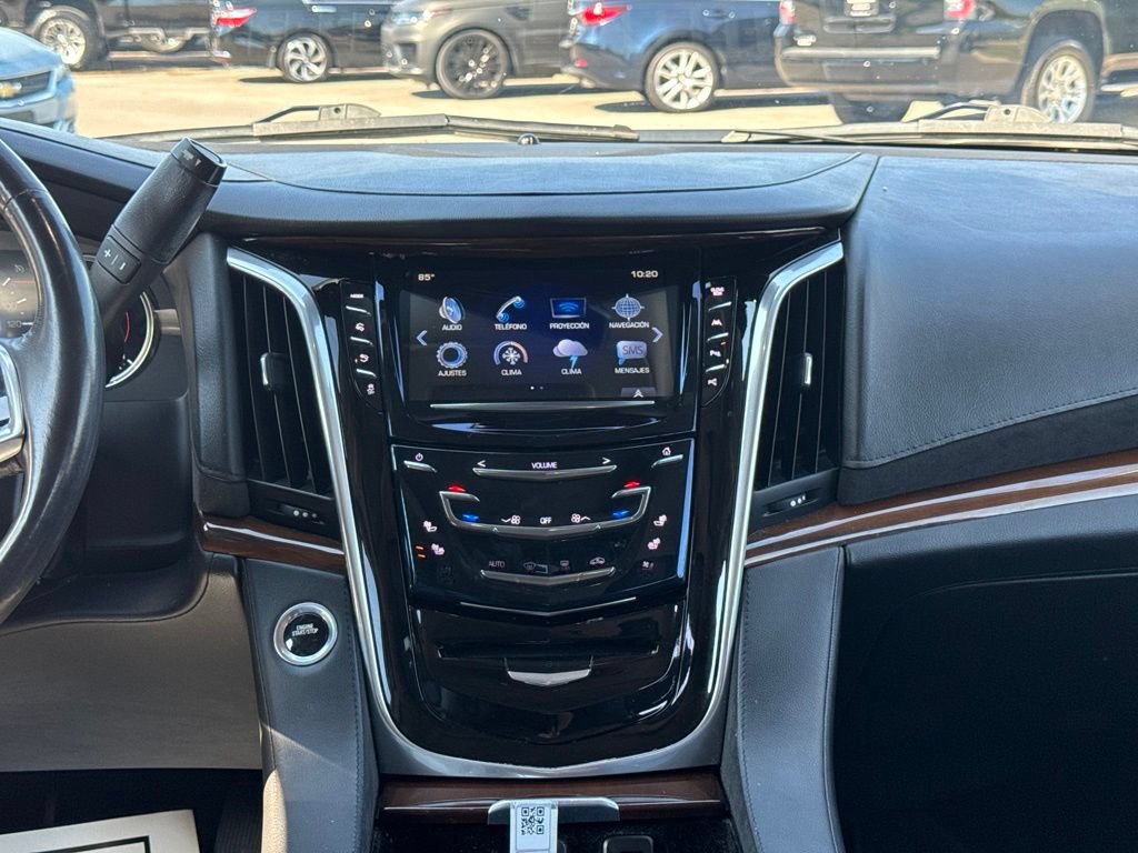 Used 2020 Cadillac Escalade Luxury RWD image 19