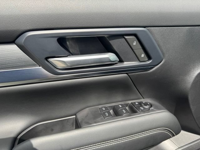 Used 2025 GMC Terrain Elevation AWD/4WD image 21