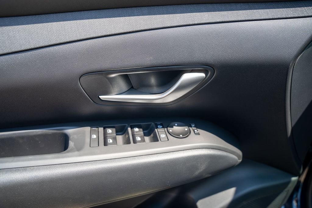 New 2025 Hyundai Tucson SEL image 17