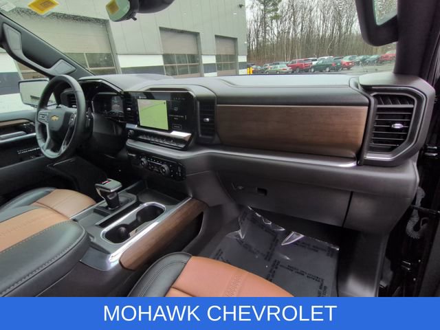 Used 2025 Chevrolet Silverado 1500 High Country w/ High Country Premium Package image 31
