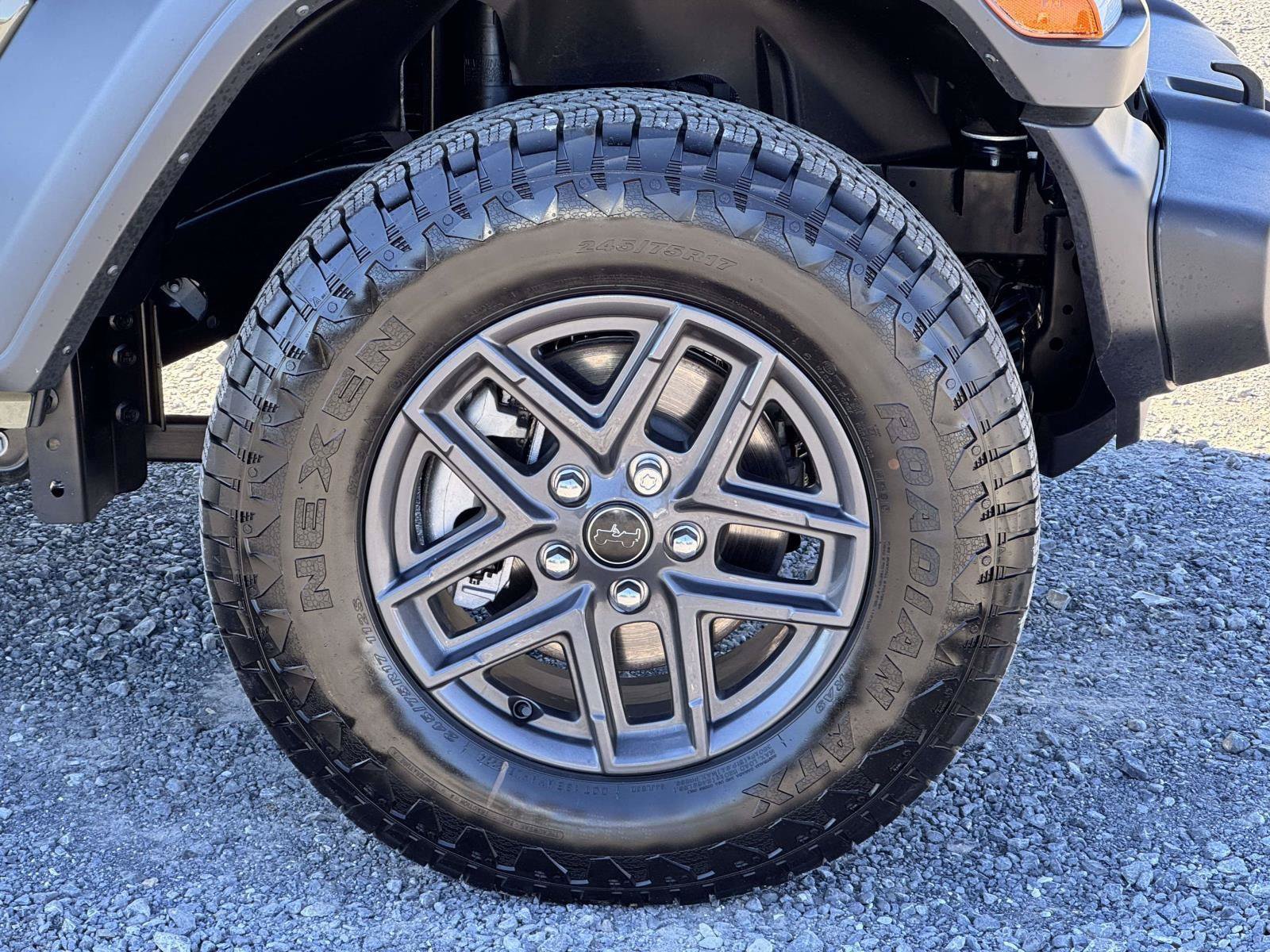New 2025 Jeep Wrangler Sport AWD/4WD image 27