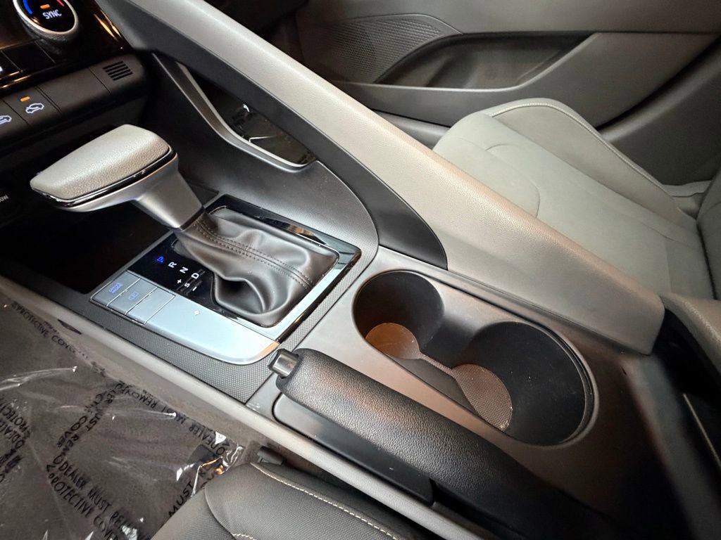 Certified 2023 Hyundai Elantra SEL image 19