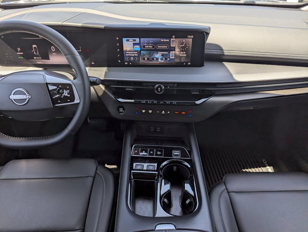Used 2025 Nissan Murano SV FWD image 13