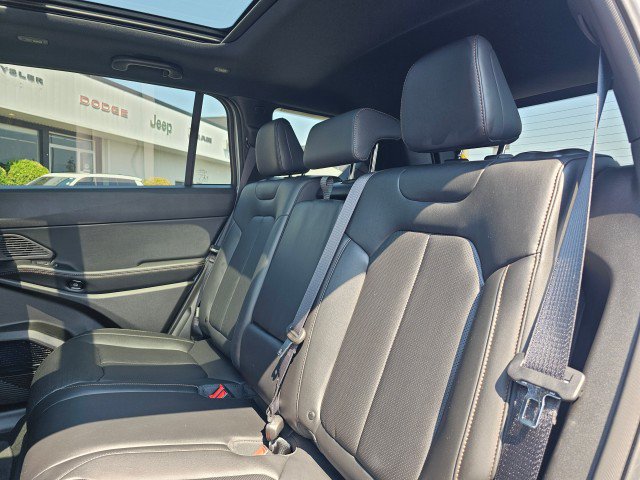 New 2026 Jeep Cherokee Limited AWD/4WD image 21