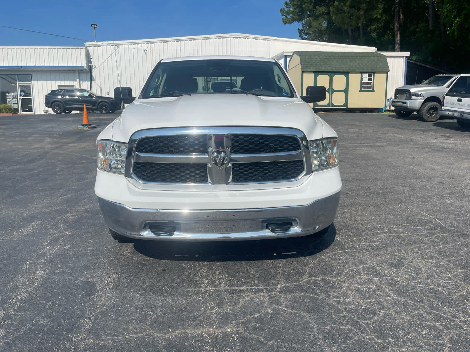 Used 2019 RAM 1500 Classic SLT w/ Protection Group AWD/4WD image 2