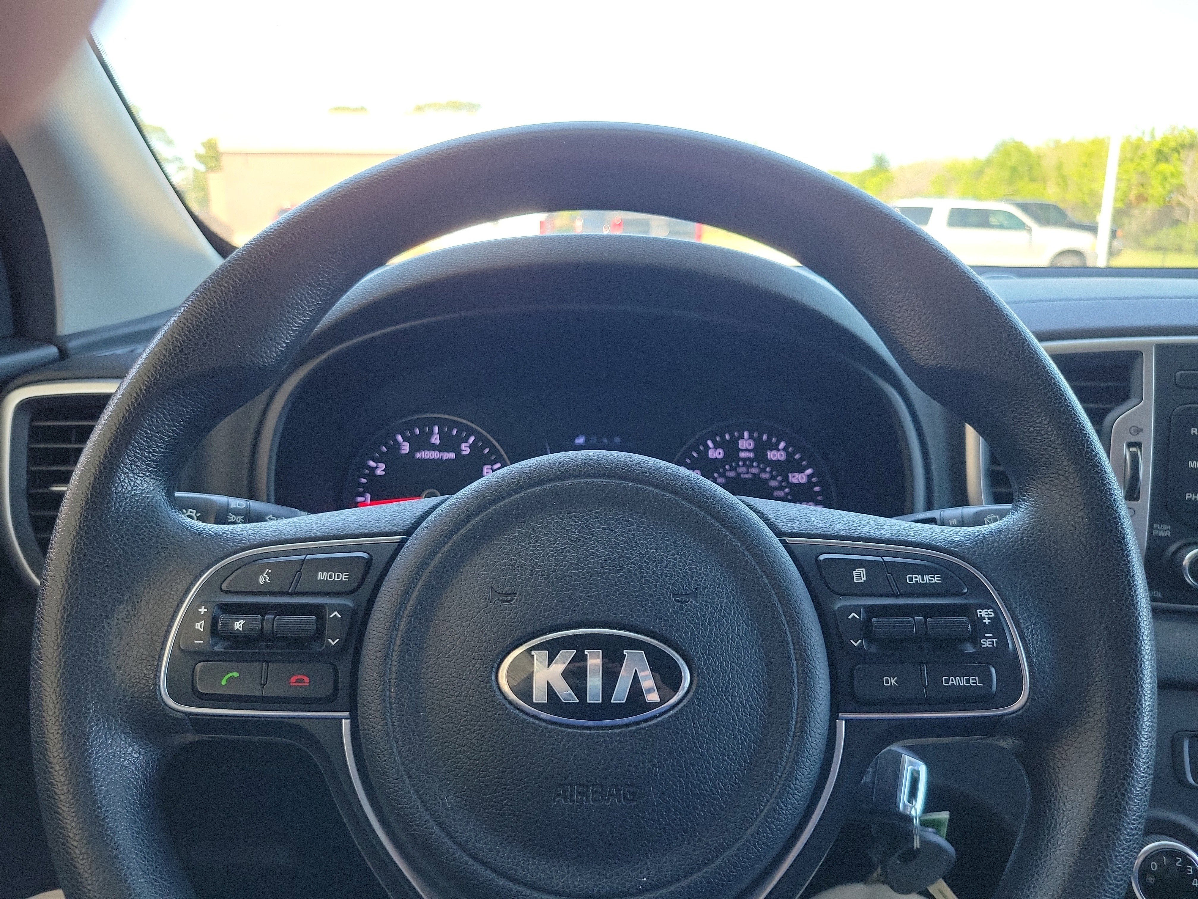 Used 2018 Kia Sportage LX image 16