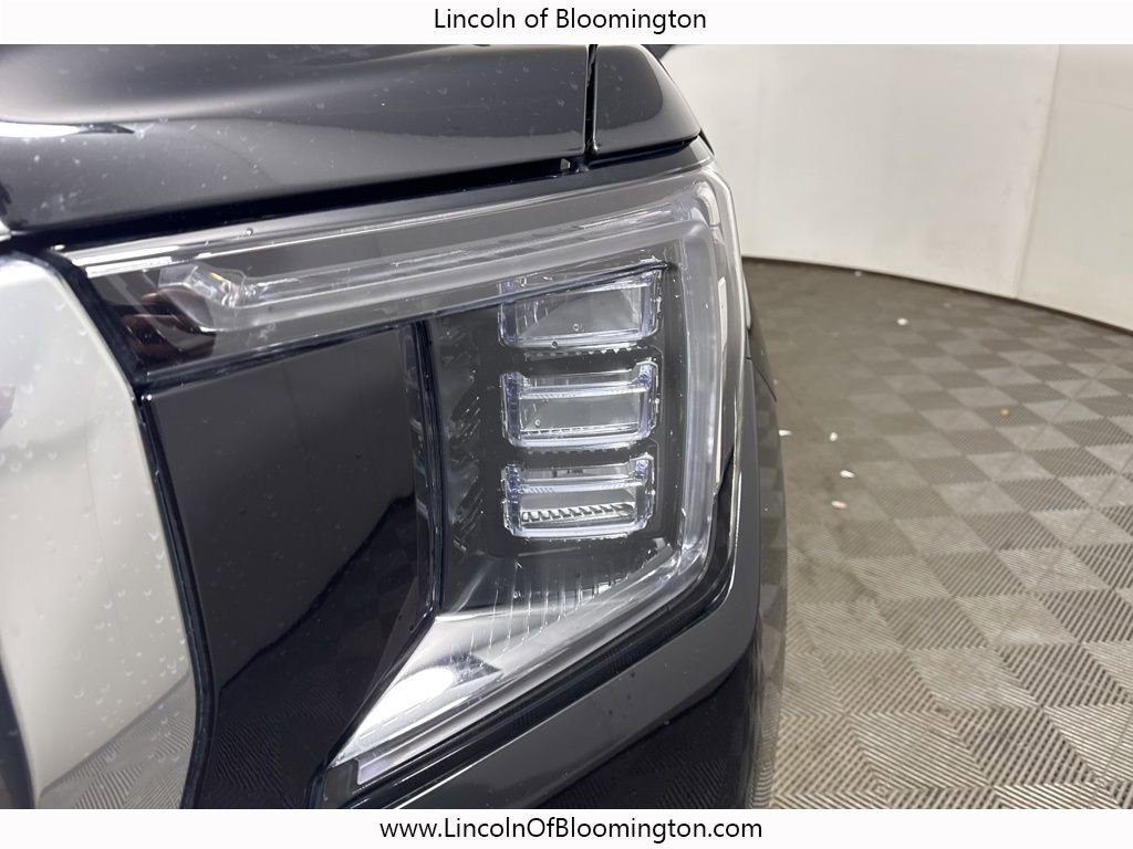 Used 2024 GMC Yukon XL Denali image 13