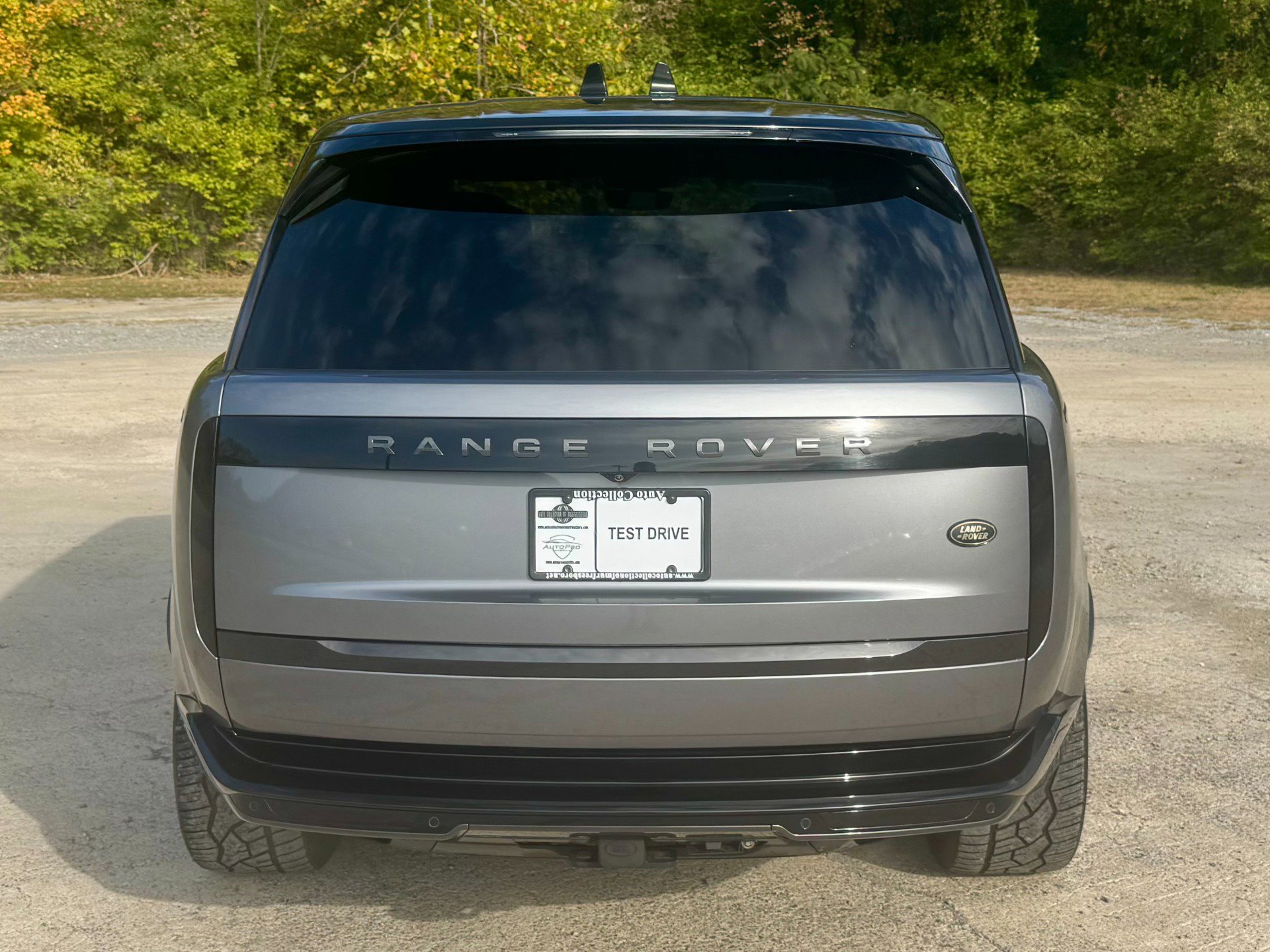 Used 2023 Land Rover Range Rover SE image 6