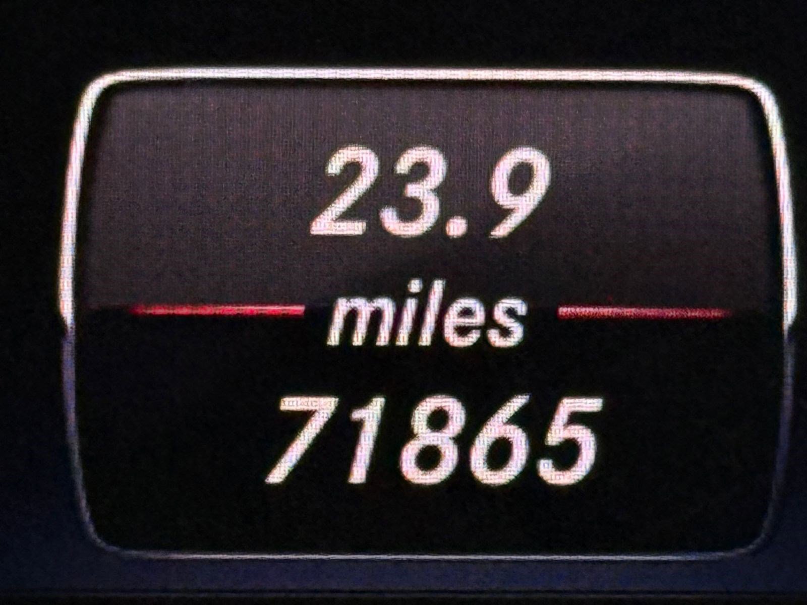 Used 2015 Mercedes-Benz ML 250 BlueTEC 4MATIC image 29